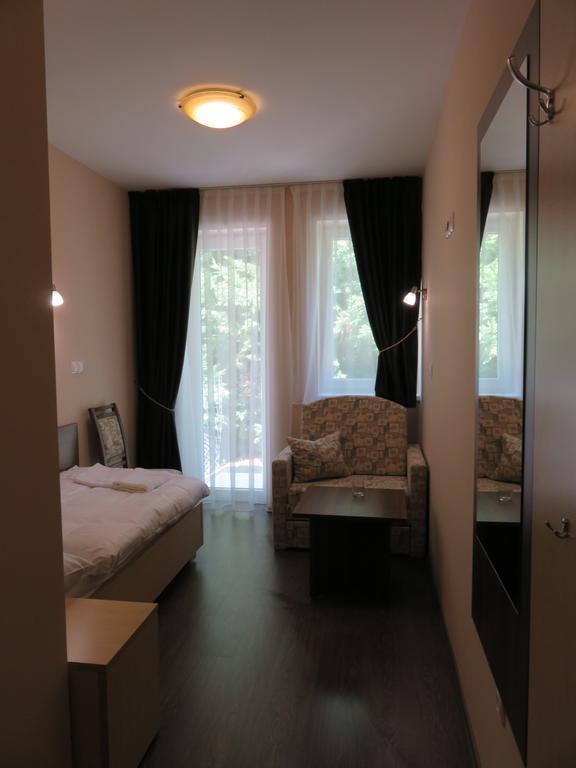 Bartal Rodinne Vinarstvo Samorin Luaran gambar